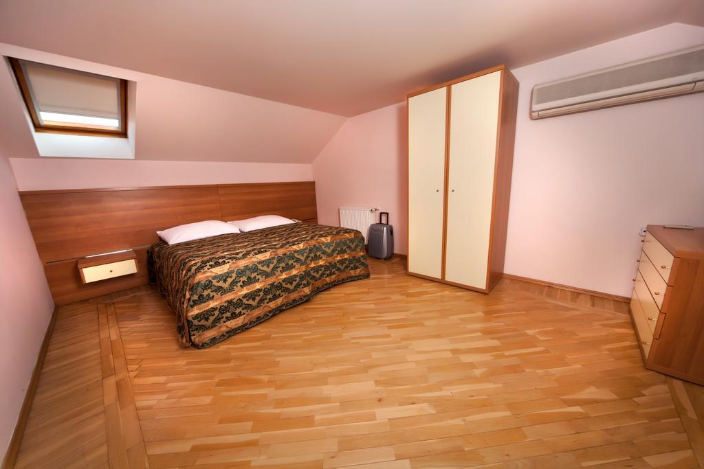 Hotel Residence Select Praha Bagian luar foto