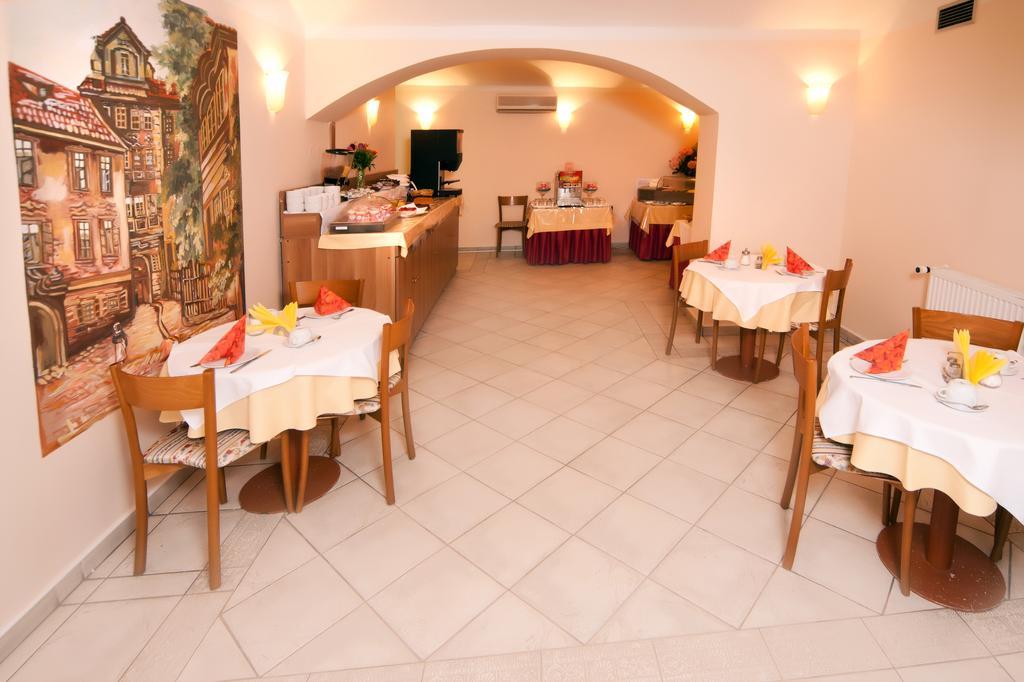 Hotel Residence Select Praha Bagian luar foto