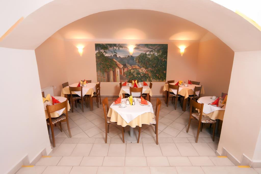 Hotel Residence Select Praha Bagian luar foto